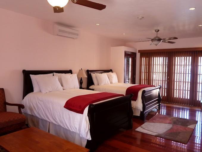 Clear View Suites & Villas Bermuda Room photo
